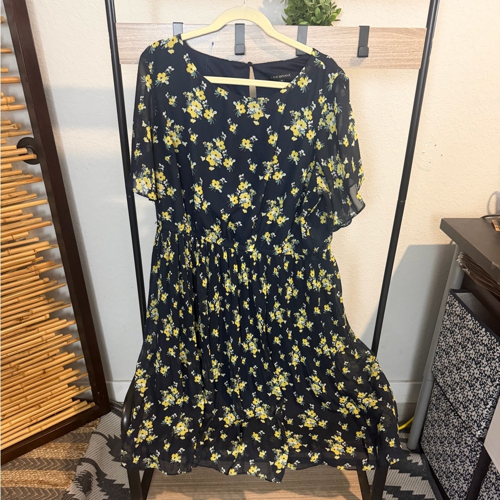 Size 18 Floral Black and Yellow Dress plus size midi dress